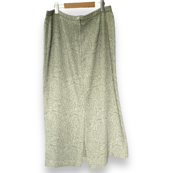 Penningtons Floral Skirt with Detailed material‎ - Picture 2 of 11